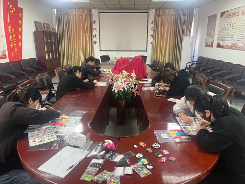 E:\祿發稿件\2025年\服務區\2025.3.6崔莊服務區組織開展三八婦女節手工制作活動\53f7d2f3942b8a9bec2e5979028c7b60 - 副本.png E:\祿發稿件\2025年\服務區\2025.3.6崔莊服務區組織開展三八婦女節手工制作活動\53f7d2f3942b8a9bec2e5979028c7b60 - 副本.png